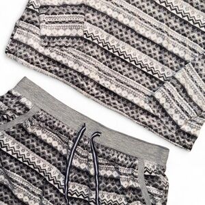 Nautica grey & white patterned pj lounge set
size S